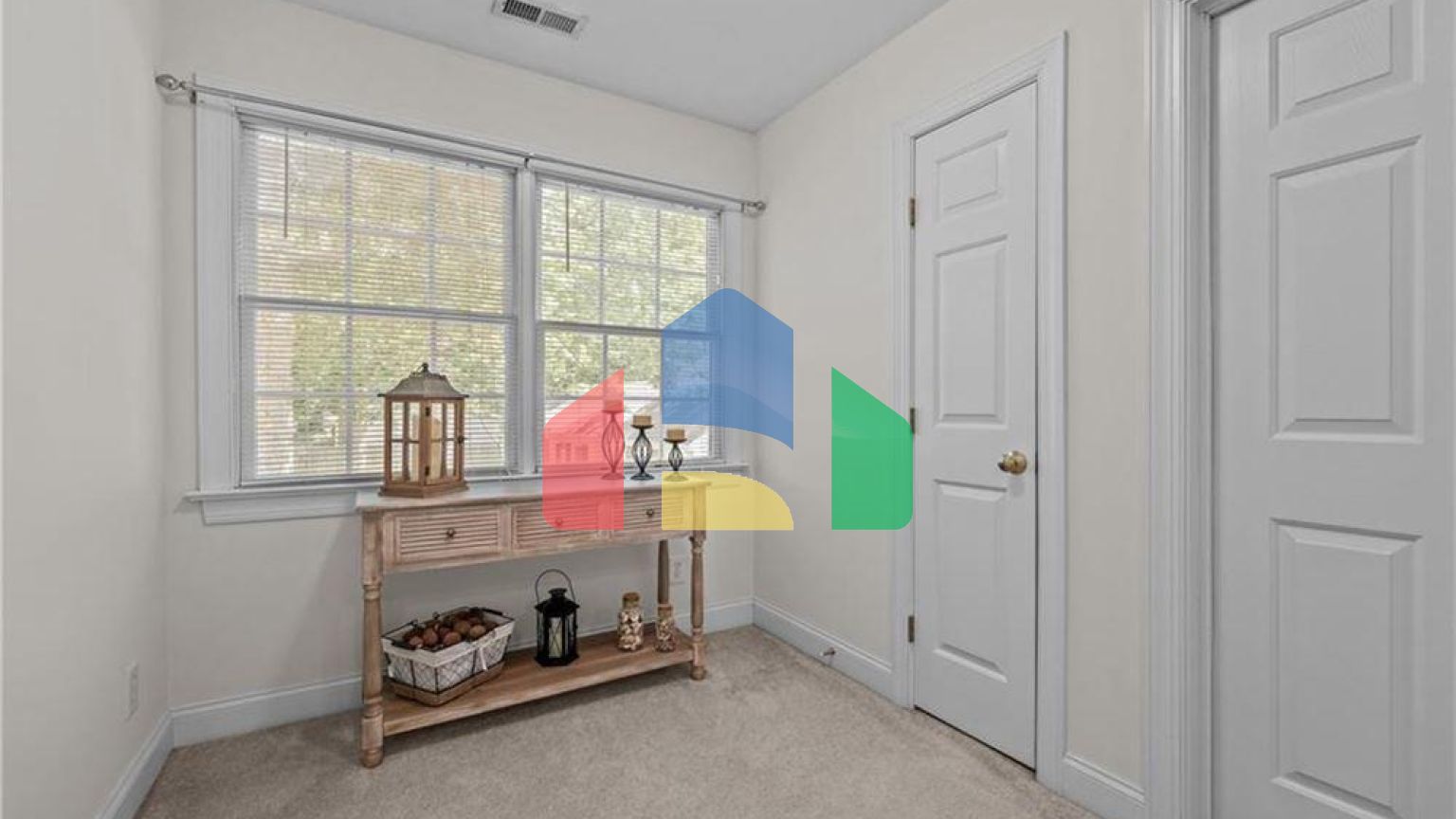 Residential - Single Family Home - Burlington, North Carolina, United States - United States