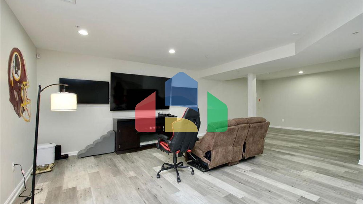 Residential - Single Family Home - White Plains, Maryland, United States - United States