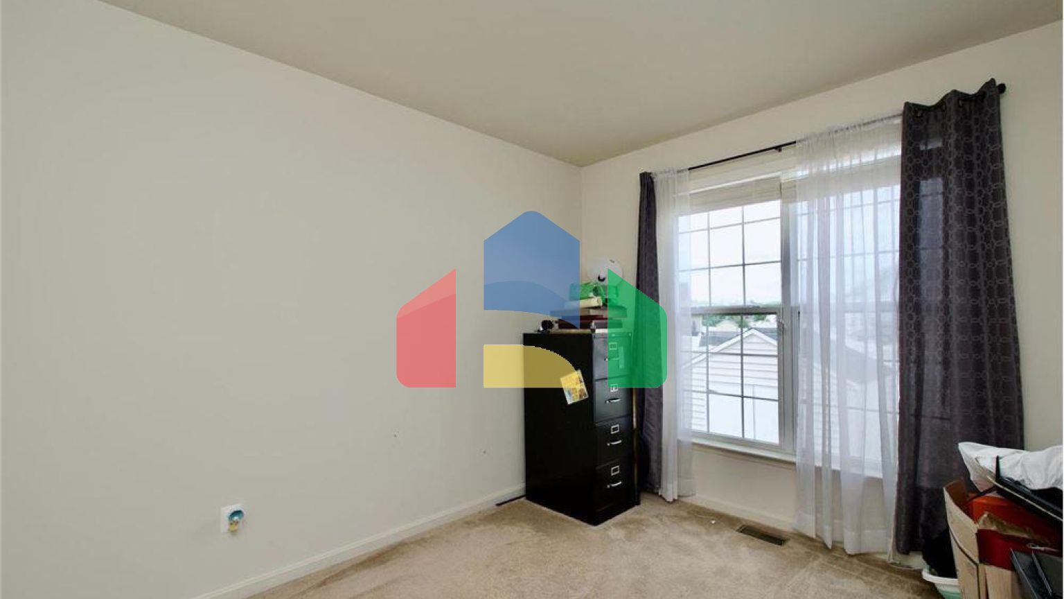 Residential - Single Family Home - White Plains, Maryland, United States - United States