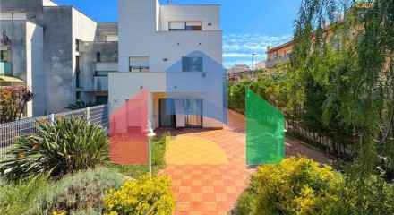 Residential - House - Canet de Mar, Barcelona, Cataluña - SP