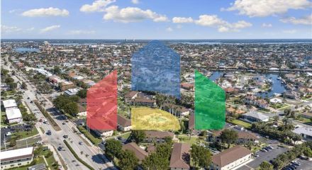 Residential - Condo/Apartment - Marco Island, Florida, United States - United States