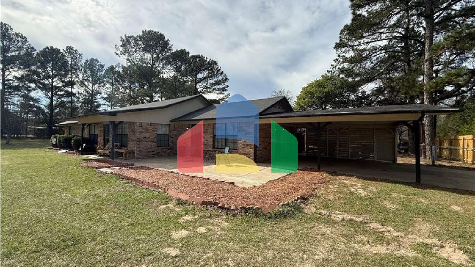 Residential - Single Family Home - Mount Pleasant, United States - United States