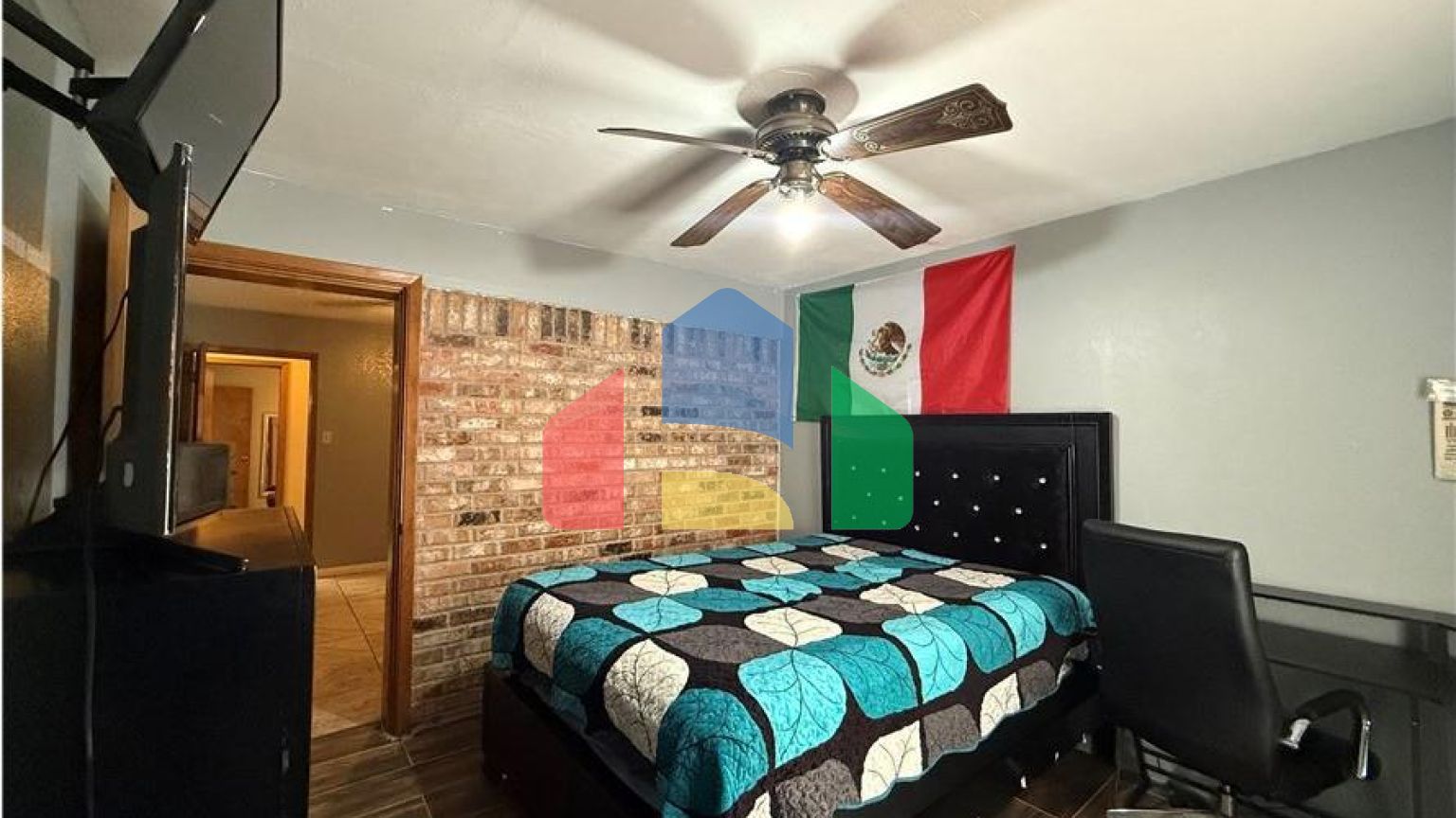 Residential - Single Family Home - Mount Pleasant, United States - United States