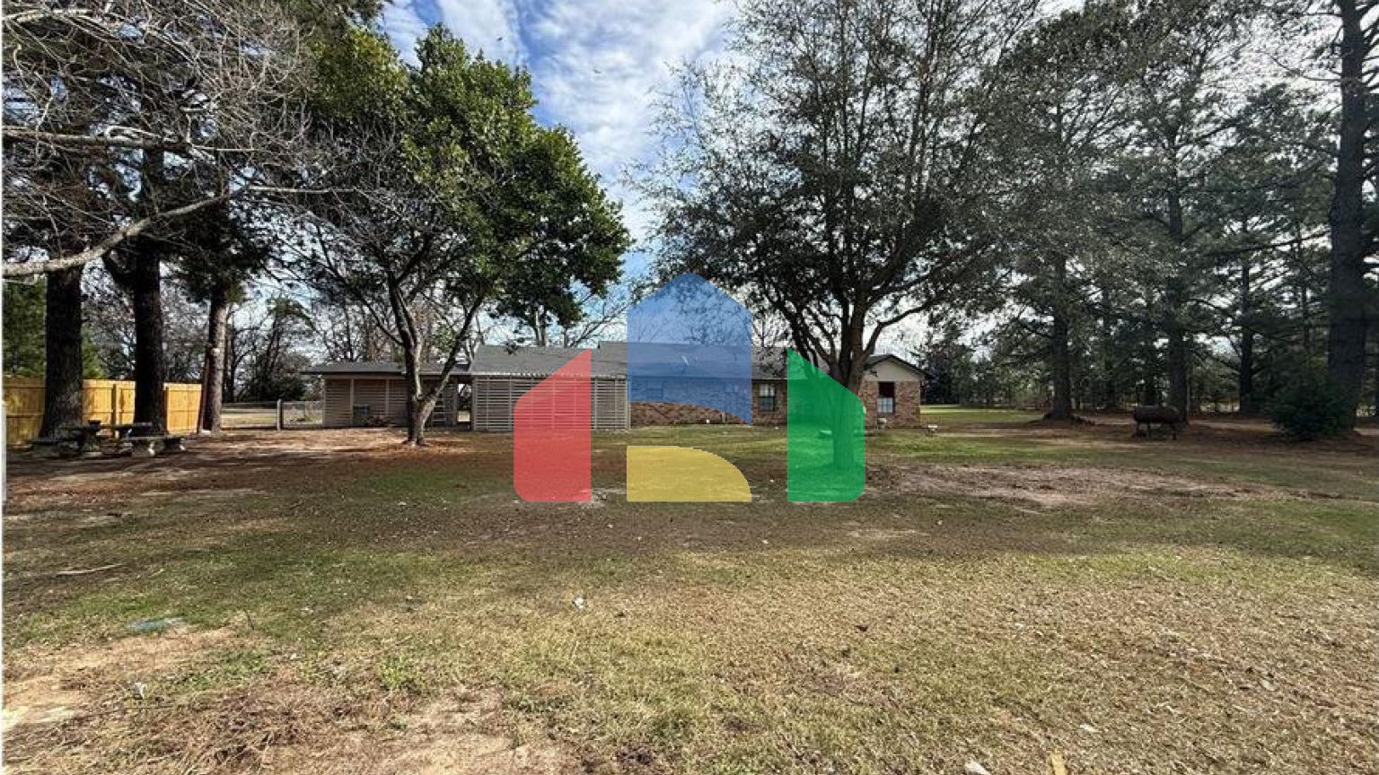 Residential - Single Family Home - Mount Pleasant, United States - United States