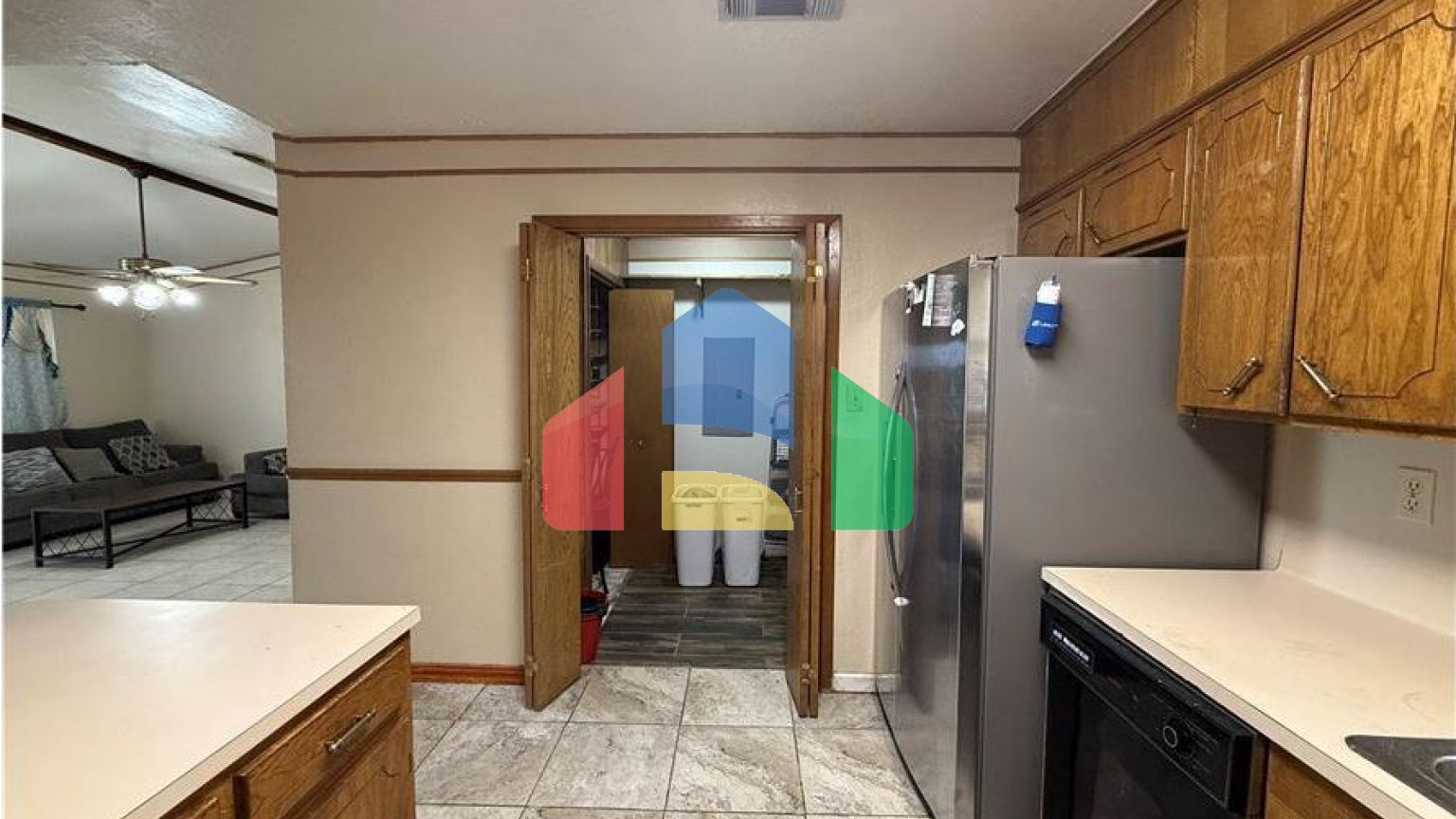 Residential - Single Family Home - Mount Pleasant, United States - United States