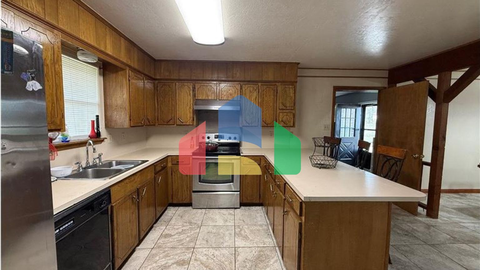 Residential - Single Family Home - Mount Pleasant, United States - United States