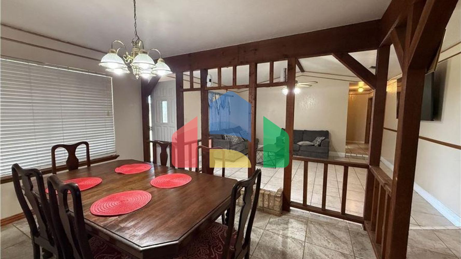 Residential - Single Family Home - Mount Pleasant, United States - United States