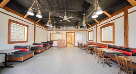 Commercial - Commercial/Retail - Mount Pleasant, United States - United States