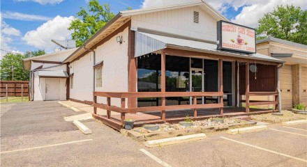 Commercial - Commercial/Retail - Mount Pleasant, United States - United States
