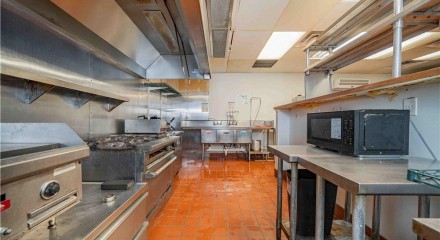 Commercial - Commercial/Retail - Mount Pleasant, United States - United States