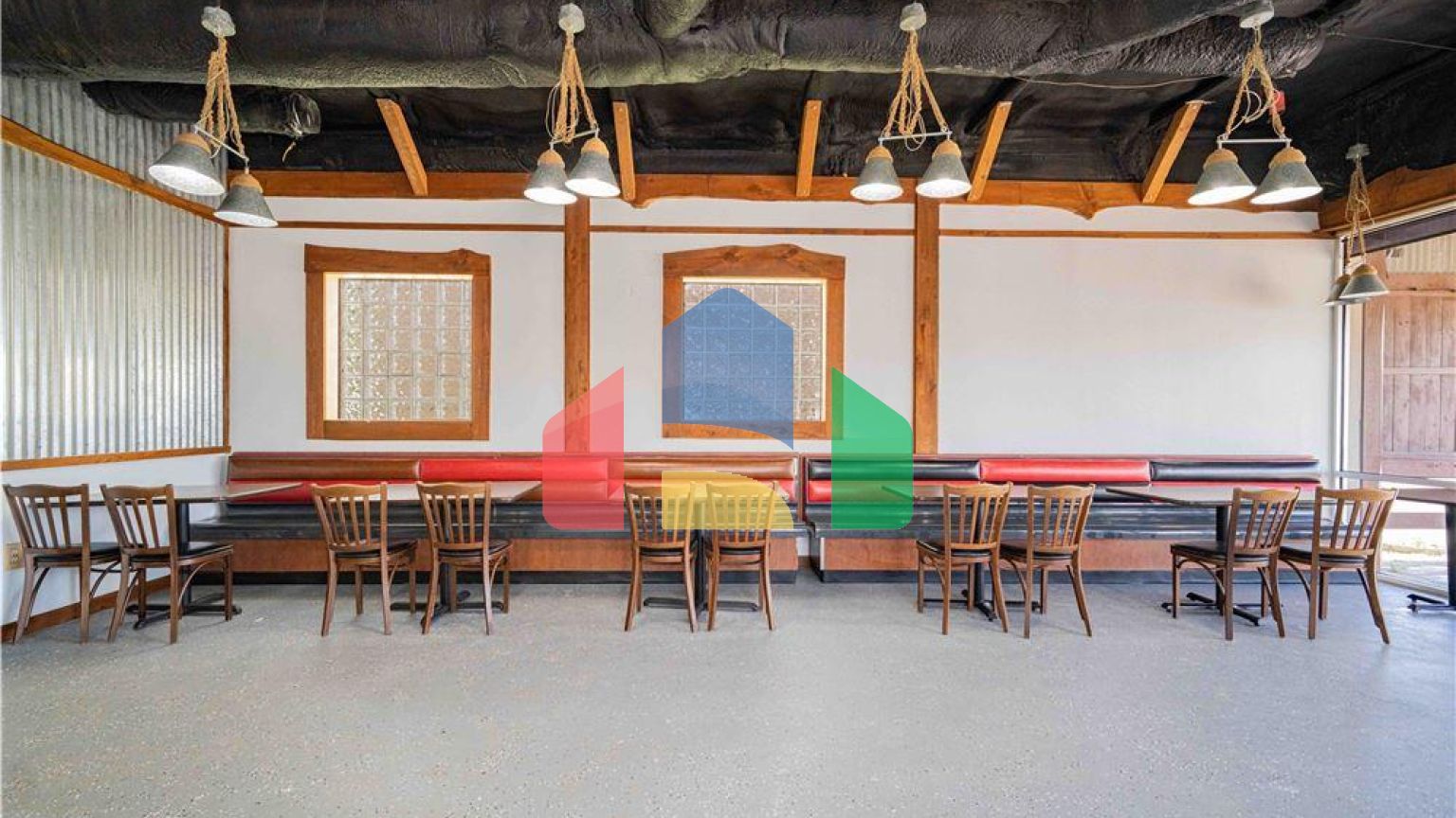 Commercial - Commercial/Retail - Mount Pleasant, United States - United States