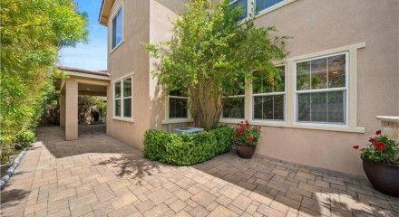 Residential - Condo/Apartment - Irvine, California, United States - United States