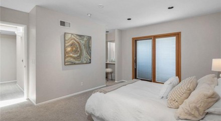 Residential - Single Family Home - Irvine, California, United States - United States