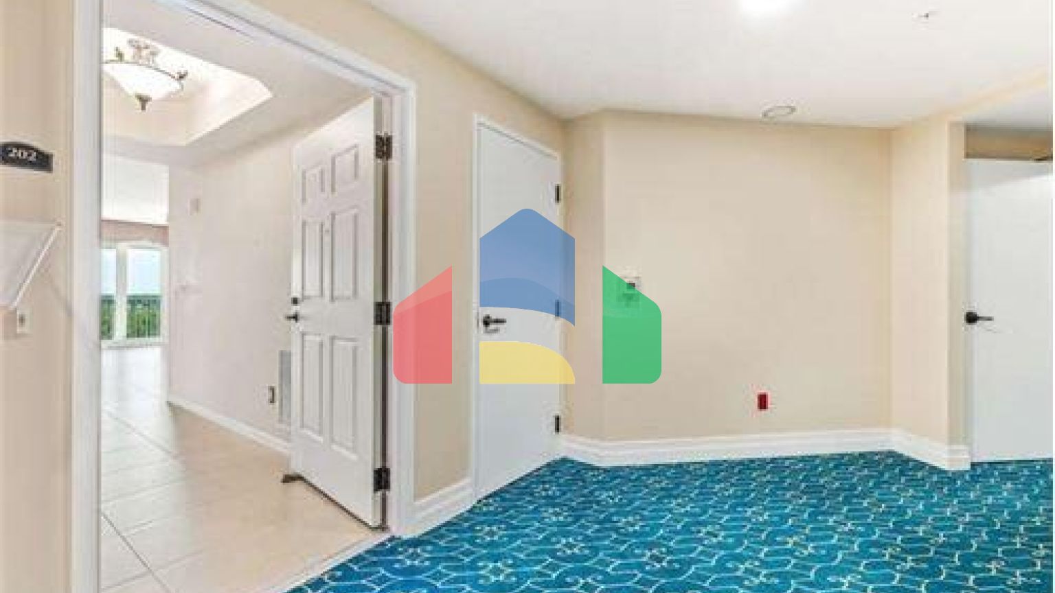 Residential - Condo/Apartment - Naples, Florida, United States - United States