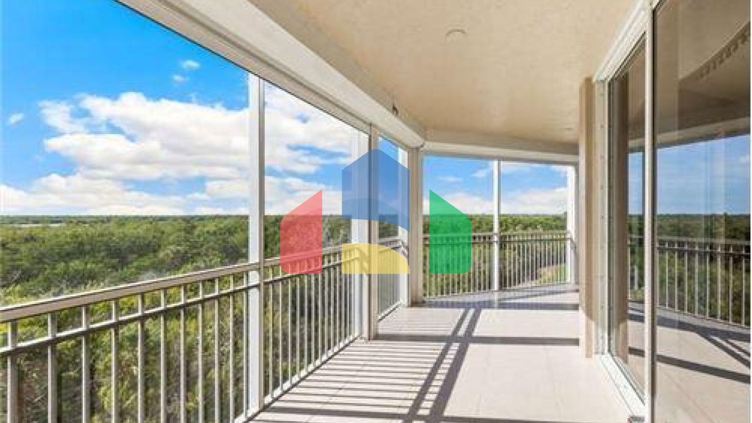 Residential - Condo/Apartment - Naples, Florida, United States - United States