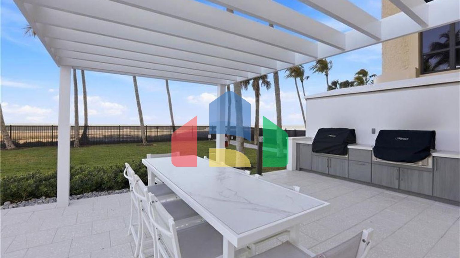 Residential - Condo/Apartment - Naples, Florida, United States - United States