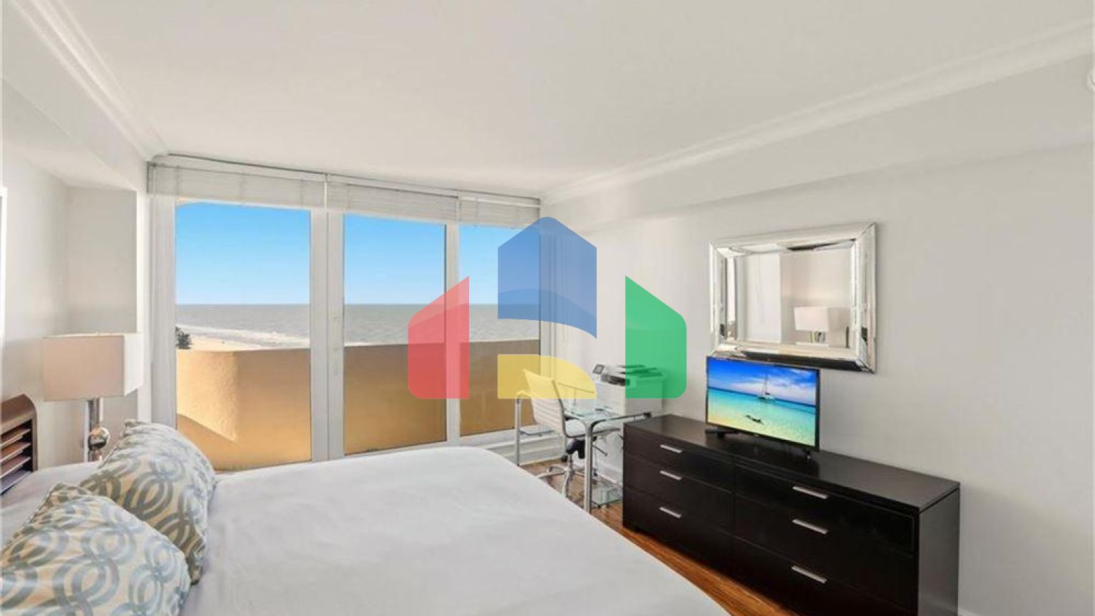 Residential - Condo/Apartment - Naples, Florida, United States - United States