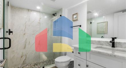 Residential - Condo/Apartment - Naples, Florida, United States - United States