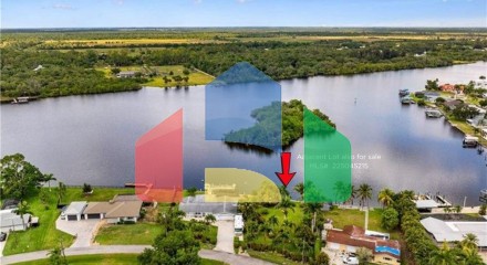 Residential - Single Family Home - Fort Myers, Florida, United States - United States