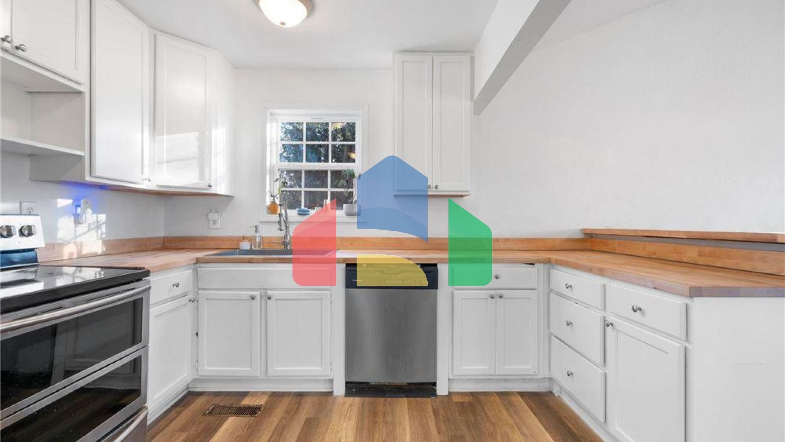 Residential - Single Family Home - Greenville, South Carolina, United States - United States