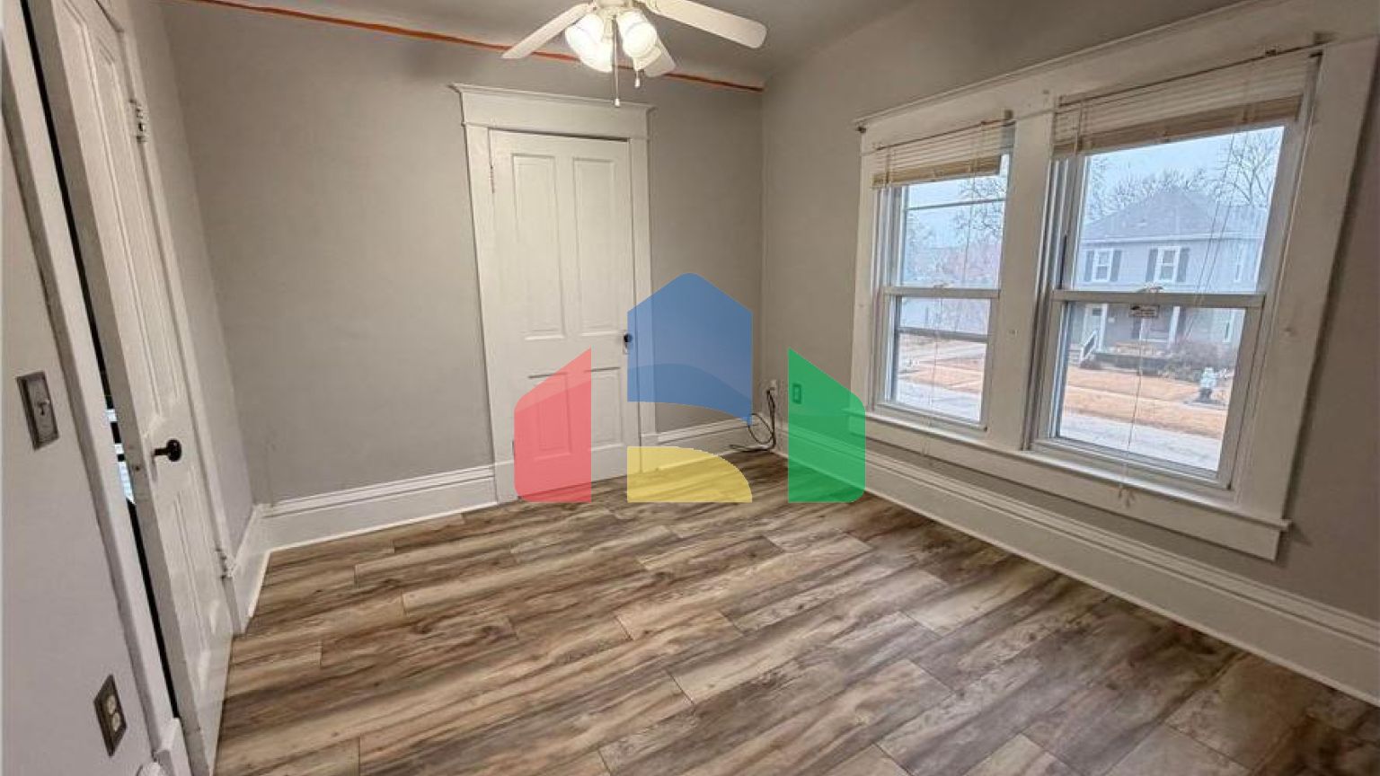 Residential - Single Family Home - Burlington, Iowa, United States - United States