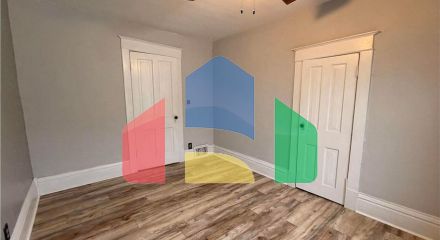 Residential - Single Family Home - Burlington, Iowa, United States - United States