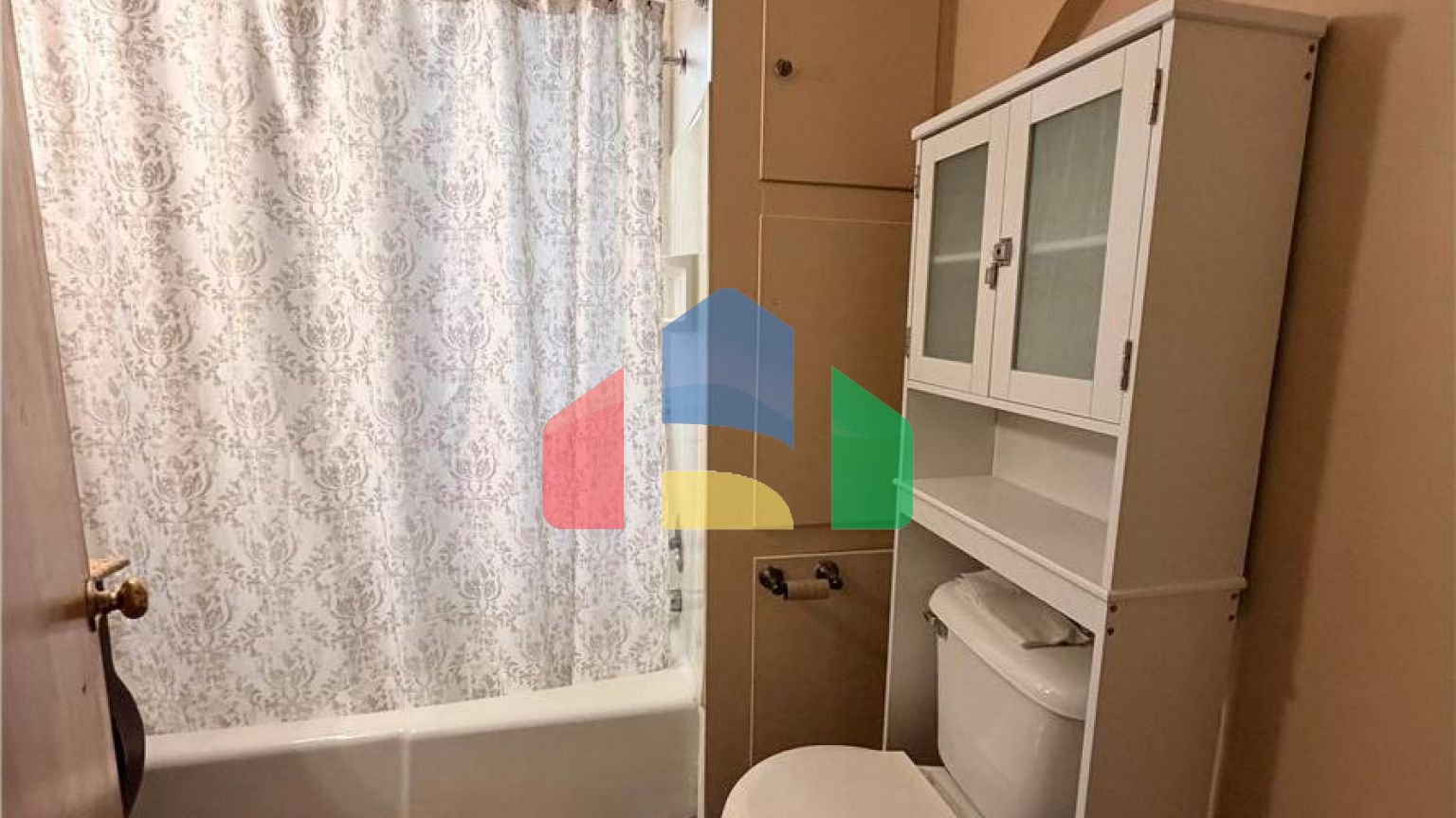 Residential - Single Family Home - Burlington, Iowa, United States - United States