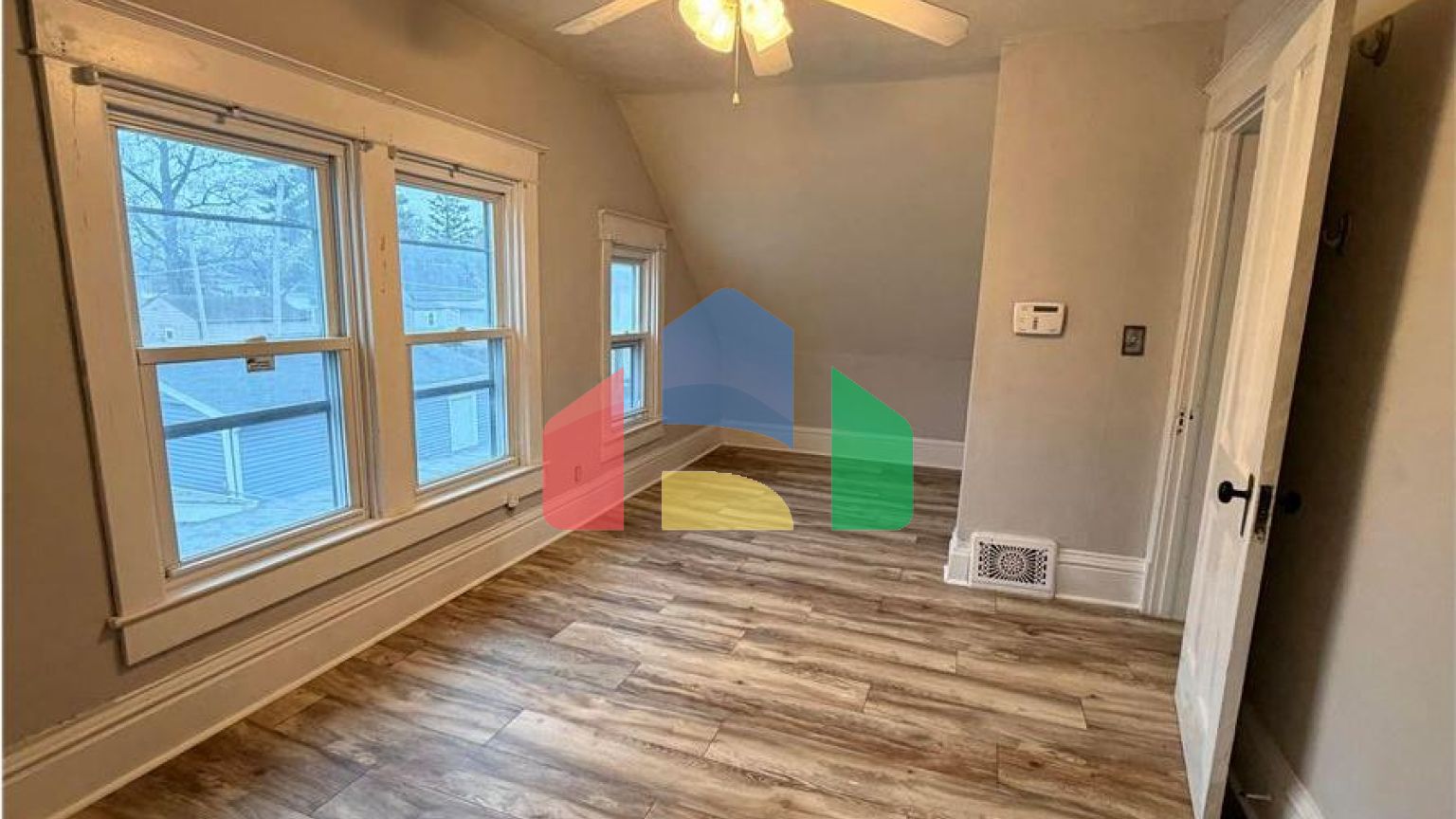 Residential - Single Family Home - Burlington, Iowa, United States - United States