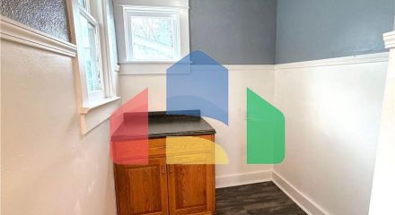 Residential - Single Family Home - Burlington, Iowa, United States - United States