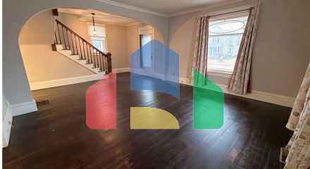 Residential - Single Family Home - Burlington, Iowa, United States - United States