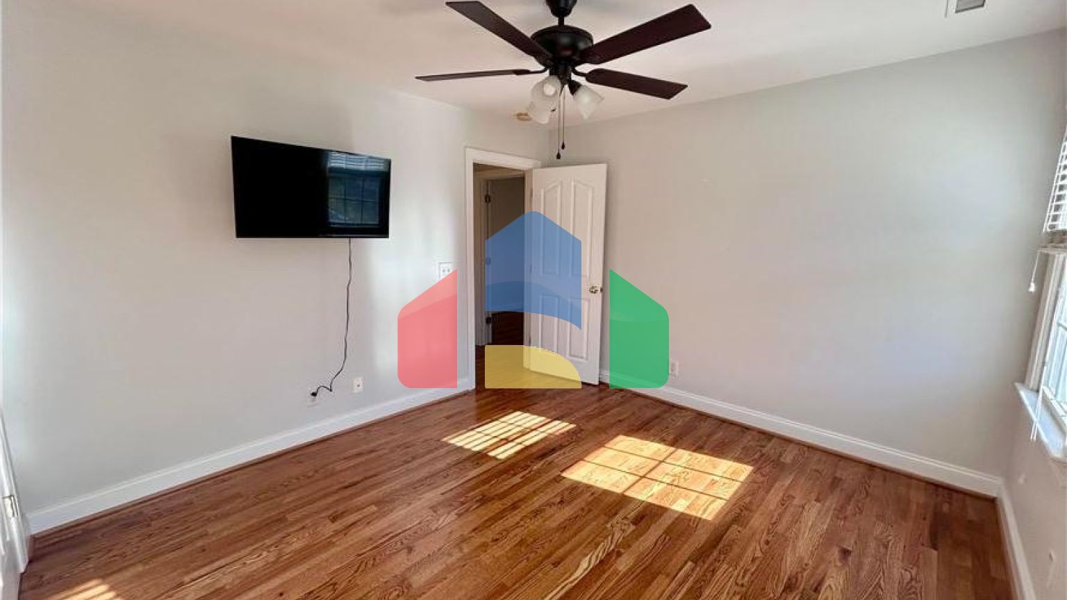 Residential - Single Family Home - Burlington, North Carolina, United States - United States