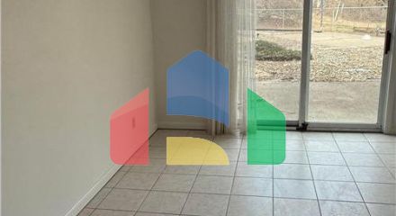 Residential - Single Family Home - Burlington, Iowa, United States - United States