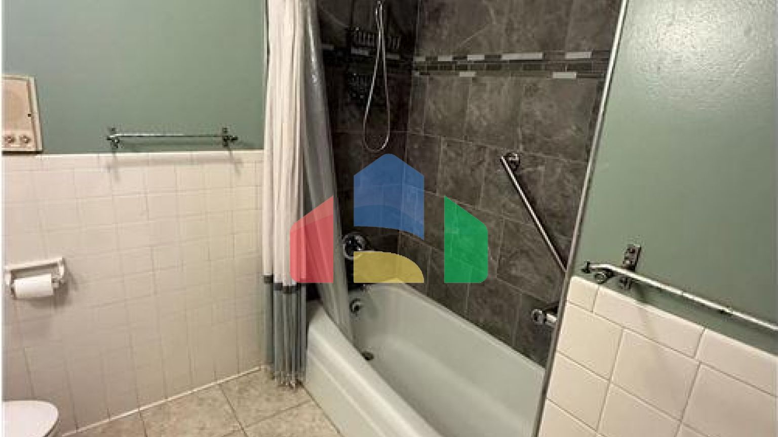 Residential - Single Family Home - Burlington, Iowa, United States - United States