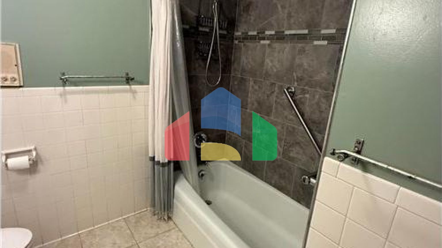 Residential - Single Family Home - Burlington, Iowa, United States - United States