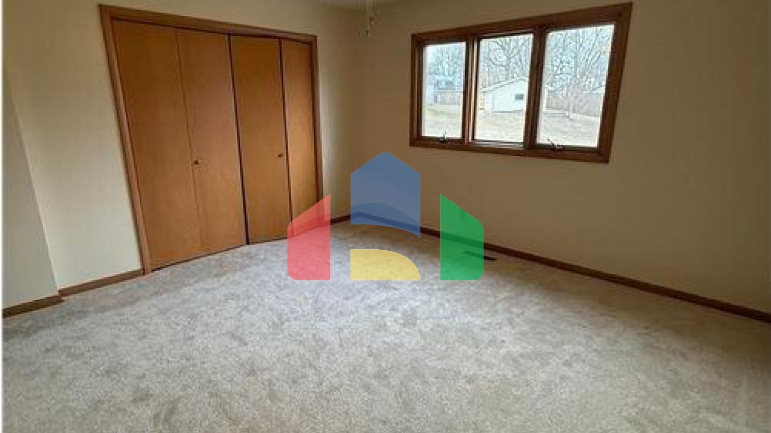 Residential - Single Family Home - Burlington, Iowa, United States - United States