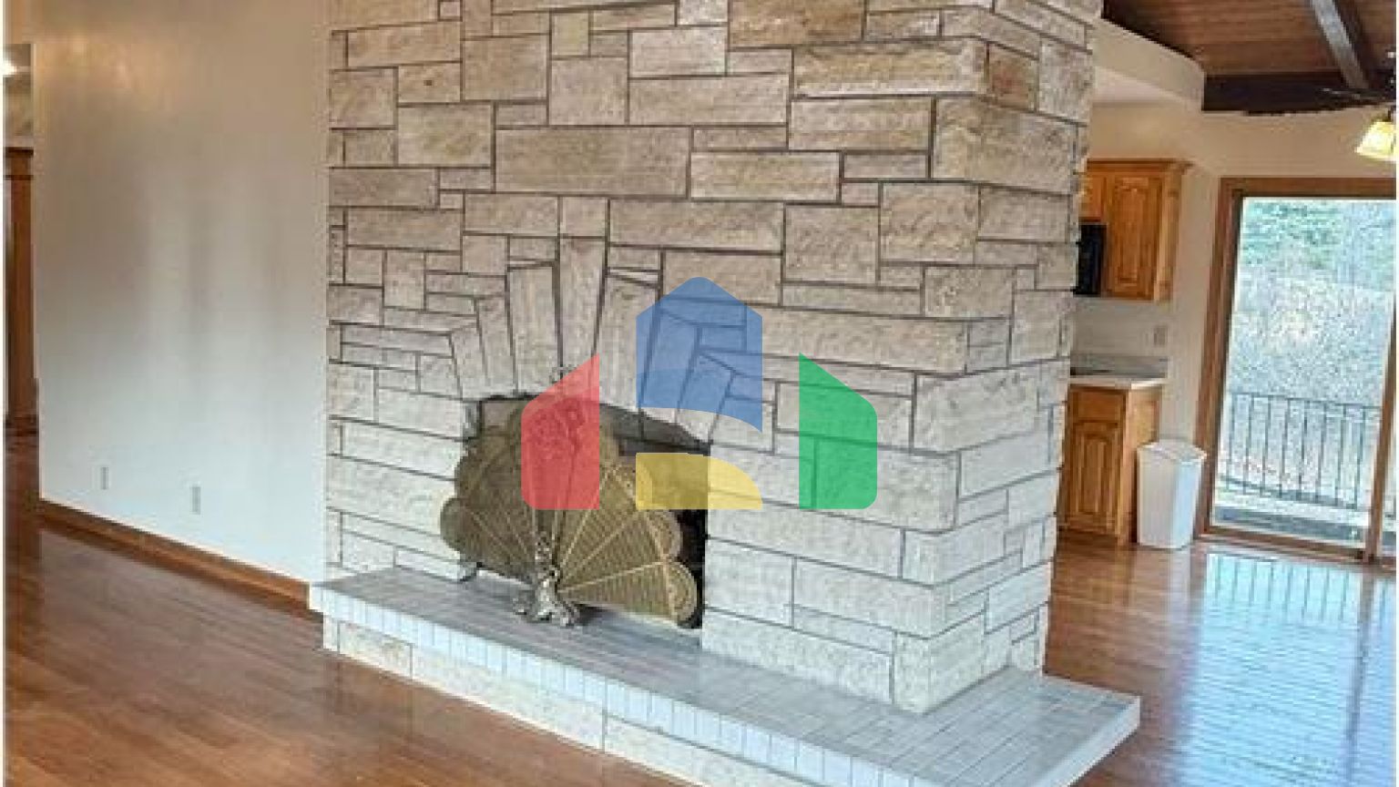 Residential - Single Family Home - Burlington, Iowa, United States - United States