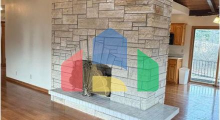 Residential - Single Family Home - Burlington, Iowa, United States - United States