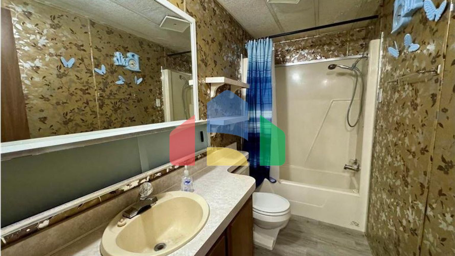 Residential - Mobile Home - Burlington, Iowa, United States - United States