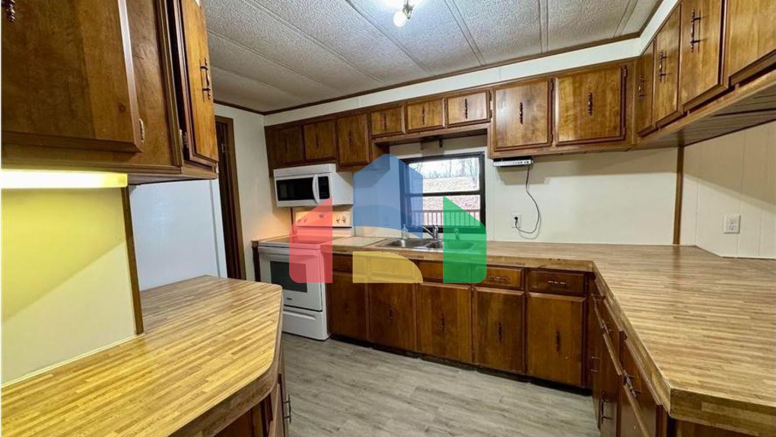 Residential - Mobile Home - Burlington, Iowa, United States - United States