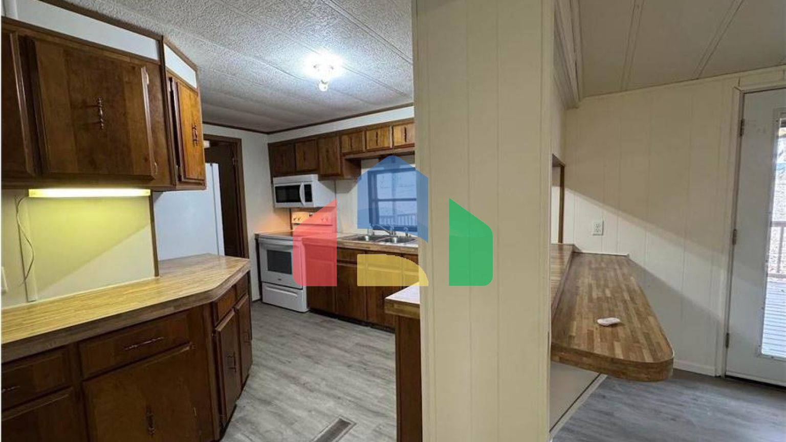 Residential - Mobile Home - Burlington, Iowa, United States - United States