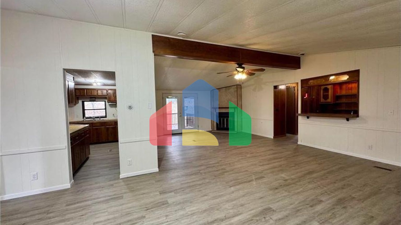 Residential - Mobile Home - Burlington, Iowa, United States - United States