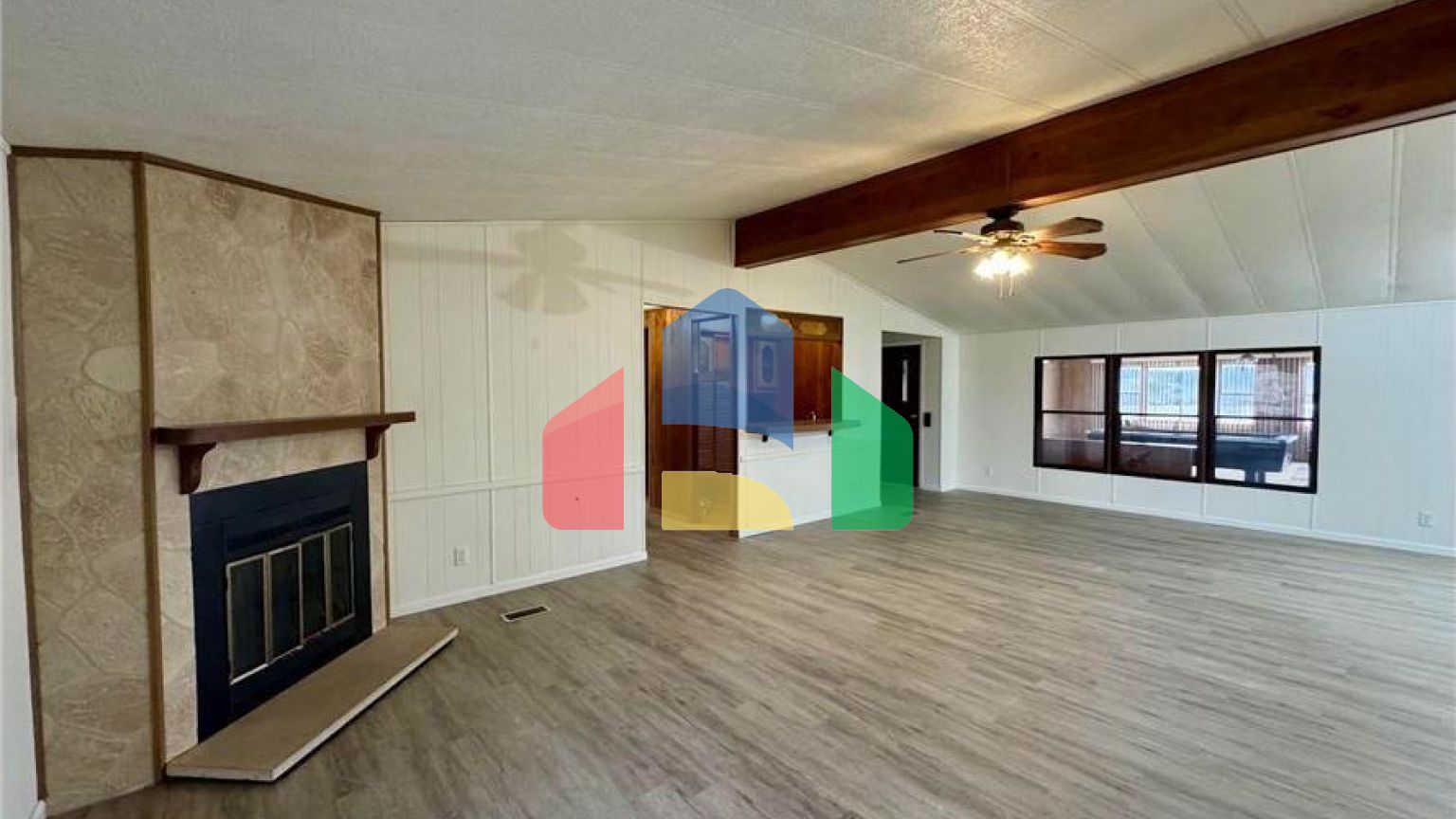 Residential - Mobile Home - Burlington, Iowa, United States - United States