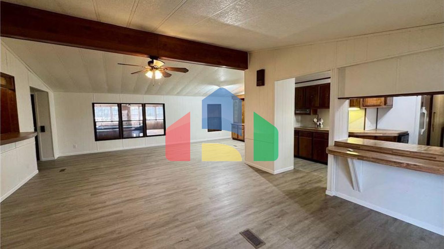 Residential - Mobile Home - Burlington, Iowa, United States - United States