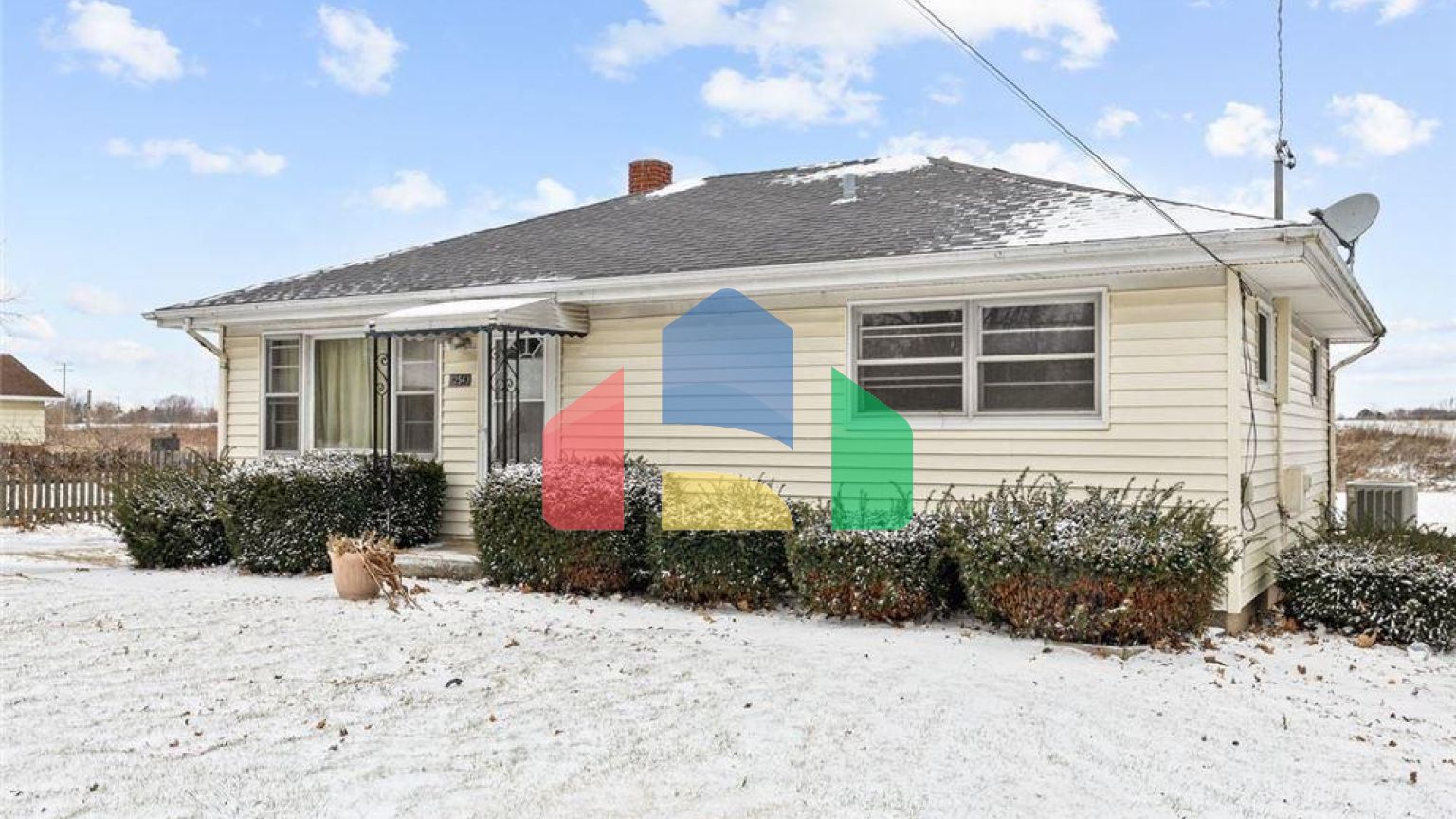 Residential - Single Family Home - Burlington, Illinois, United States - United States