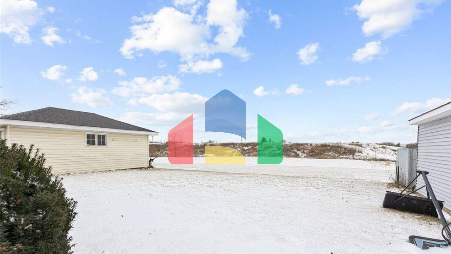 Residential - Single Family Home - Burlington, Illinois, United States - United States