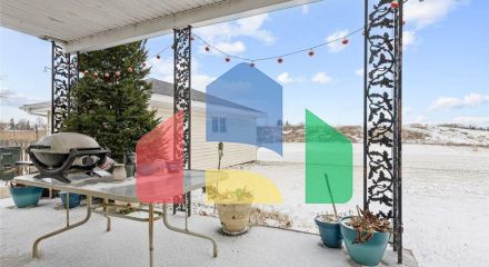 Residential - Single Family Home - Burlington, Illinois, United States - United States