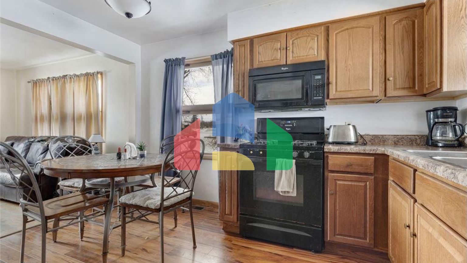 Residential - Single Family Home - Burlington, Illinois, United States - United States