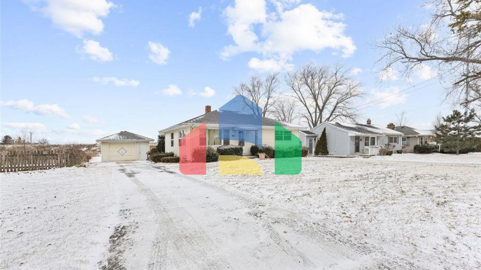 Residential - Single Family Home - Burlington, Illinois, United States - United States