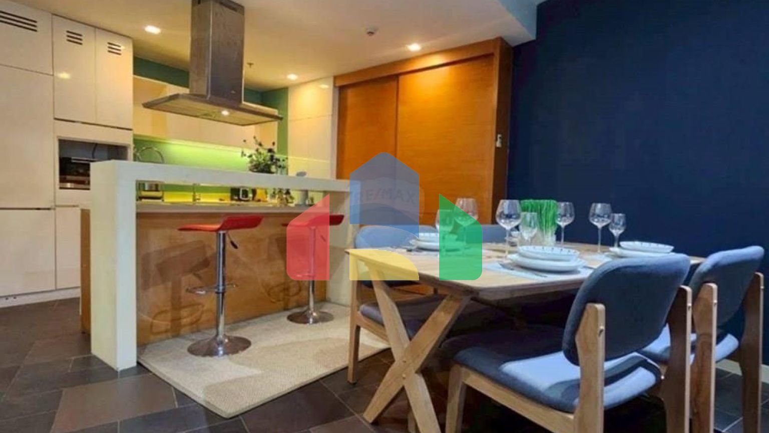 Residential - Luxury Condo - Pattaya City, Chonburi-Pattaya - TH