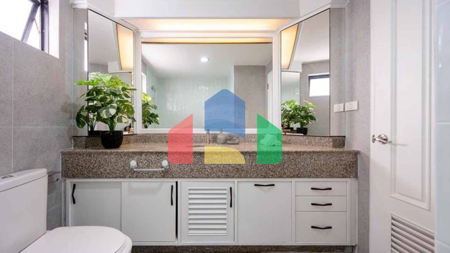 Residential - Condo/Apartment - Watthana, Bangkok - TH